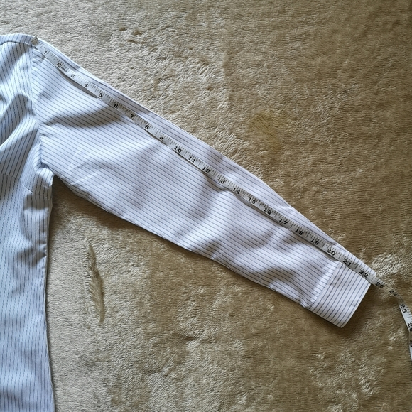 Classic Blue and White Button Down 100% cotton Tailored Fit Office Top XS NWT - Picture 8 of 14